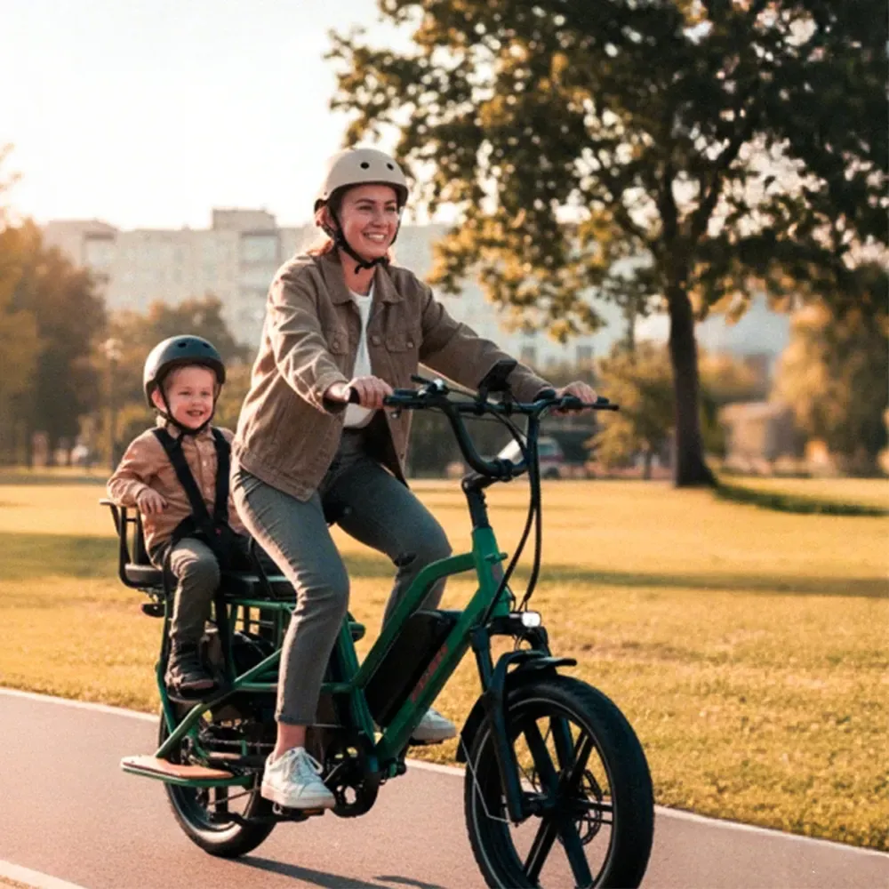 jobobike_caro-bike-with-kid.webp